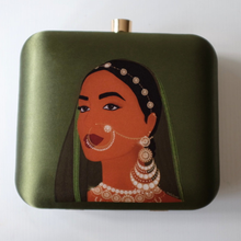 Load image into Gallery viewer, Green Rani Clutch