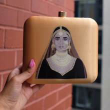 Load image into Gallery viewer, Gold Rani Clutch
